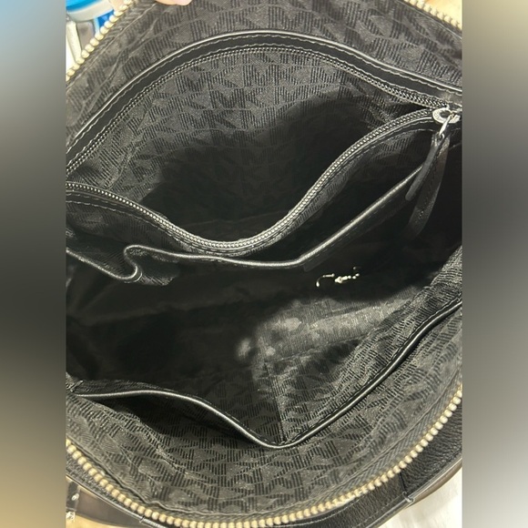 Michael Kors Jet Set Purse Convertible Shoulder Crossbody Hobo Bag Black Logo - Picture 11 of 16